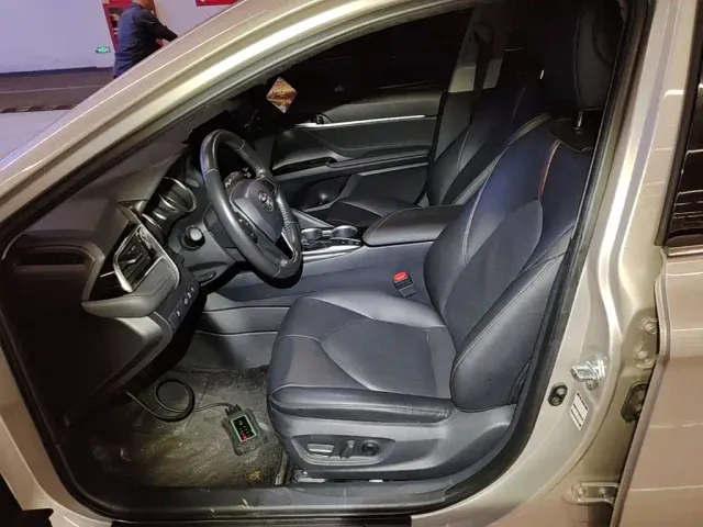 Toyota Camry — Фото автомобиля 14