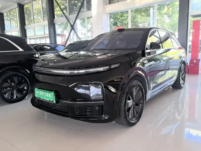 Фотография автомобиля — Li Auto L7
