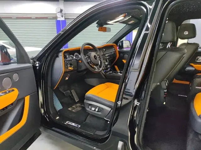 Rolls-Royce Cullinan — Фото автомобиля 11