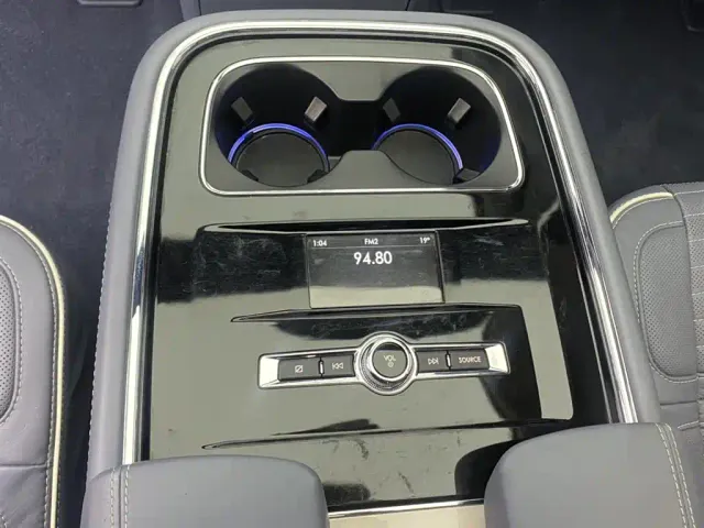 Lincoln Navigator — Фото автомобиля 21