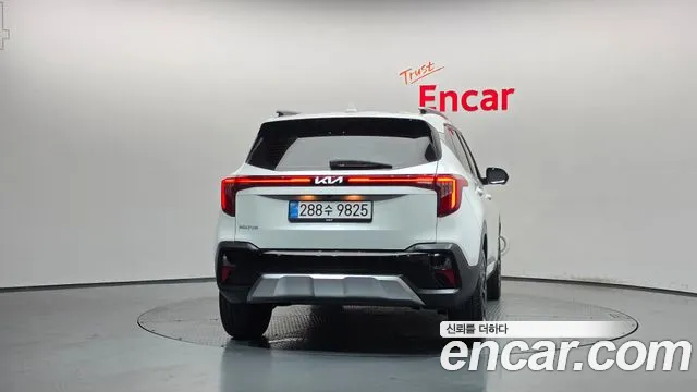 Kia Seltos New — Фото автомобиля 4