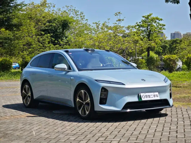 Nio ET5 Touring — Фото автомобиля 3