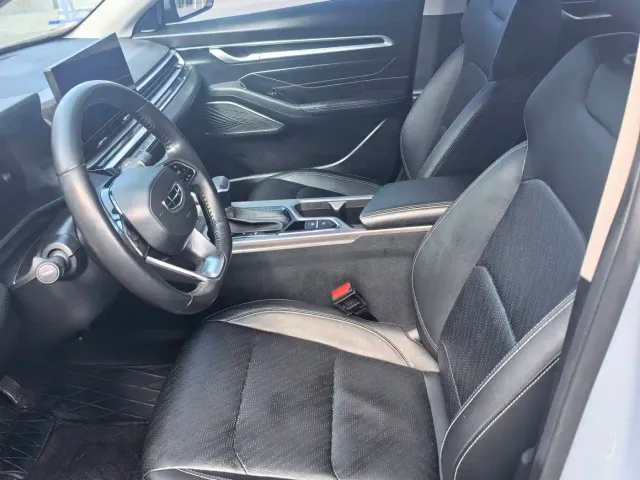 Geely Emgrand — Фото автомобиля 4