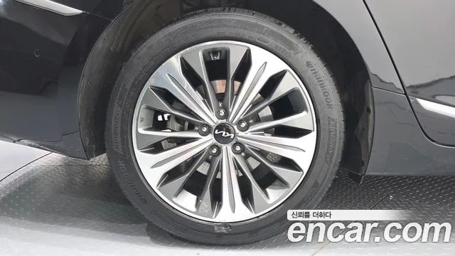 Kia K8 2.5 Бензин 2WD — Фото автомобиля 5