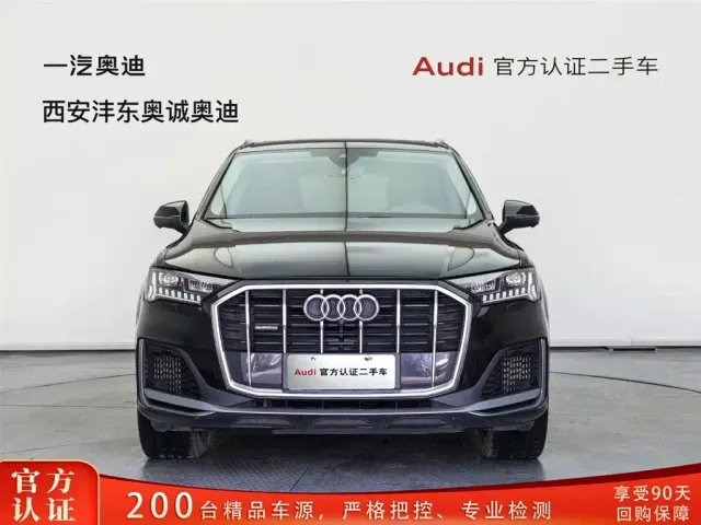 Audi Q7 — Фото автомобиля 2