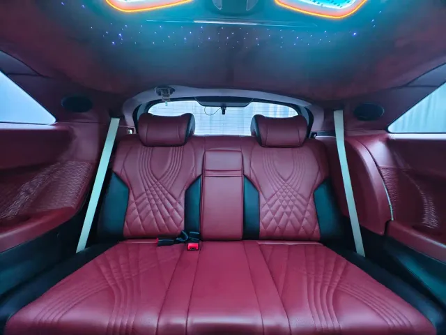 Toyota Sienna — Фото автомобиля 8