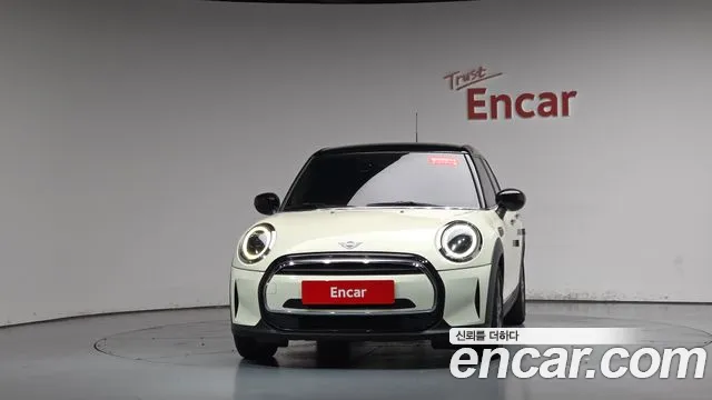 MINI Cooper — Фото автомобиля 3