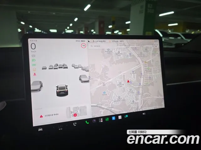 Tesla Model 3 — Фото автомобиля 15