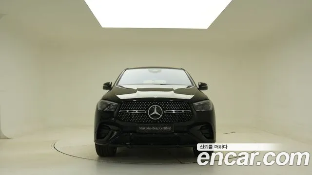 Mercedes-Benz GLE-Class — Фото автомобиля 3