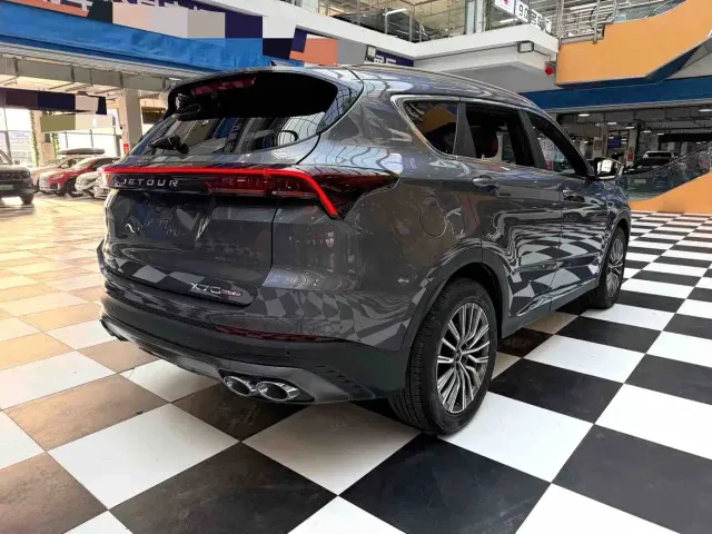 Jetour X70 Plus — Фото автомобиля 12