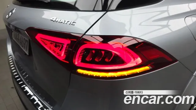 Mercedes-Benz GLE-Class — Фото автомобиля 21