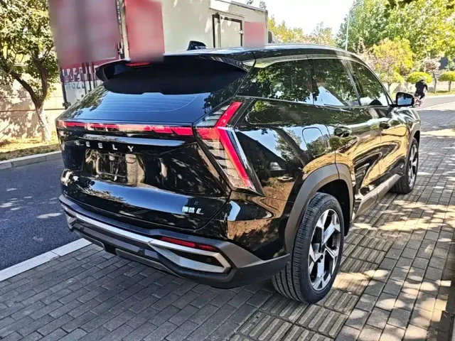 Geely Boyue L — Фото автомобиля 6