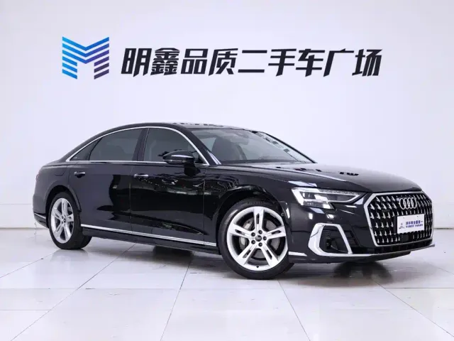 Audi A8 — Фото автомобиля 5