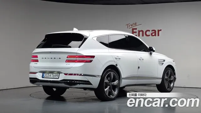 Genesis GV80 — Фото автомобиля 2