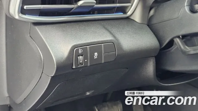 Hyundai AVANTE Новый Avante (CN7) — Фото автомобиля 16