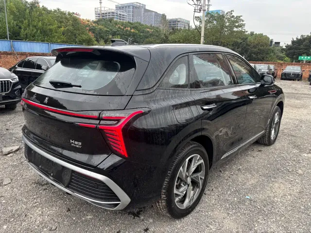 Hongqi HS3 PHEV — Фото автомобиля 5