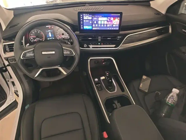 Haval H6 — Фото автомобиля 9