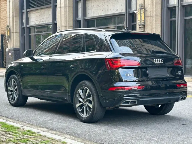 Audi Q5L — Фото автомобиля 6