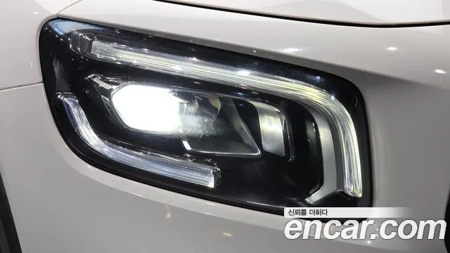 Mercedes-Benz GLB-Class — Фото автомобиля 21