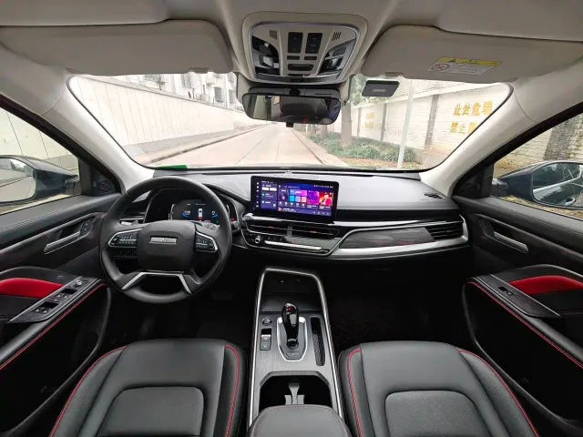 Haval H6 — Фото автомобиля 13