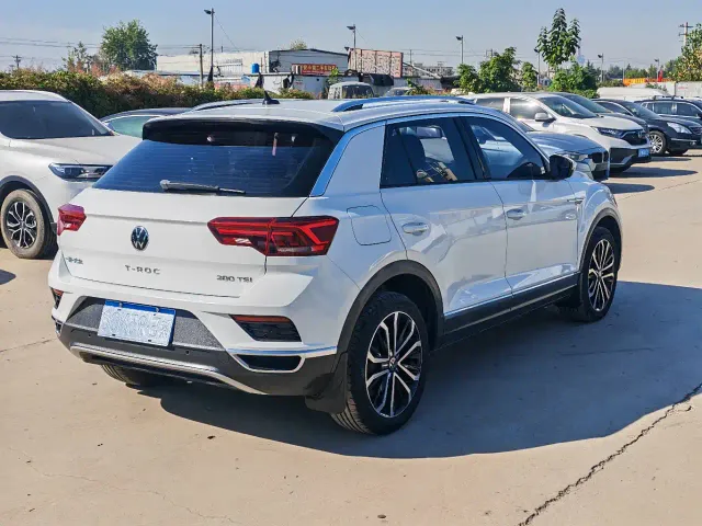 Volkswagen T-Roc — Фото автомобиля 8