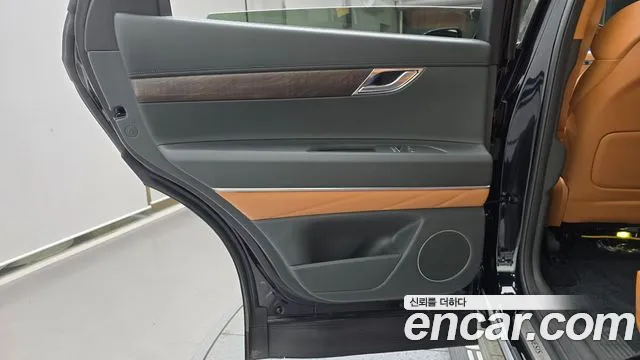 Genesis GV80 — Фото автомобиля 14