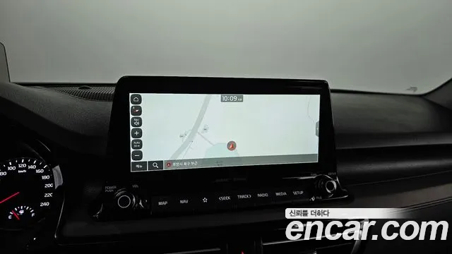 Kia Seltos Seltos Бензин 1.6 Turbo 4WD — Фото автомобиля 12