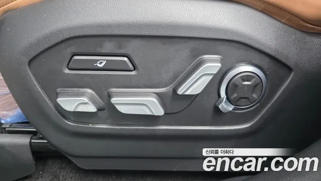 Hyundai Santa Fe MX5 — Фото автомобиля 30