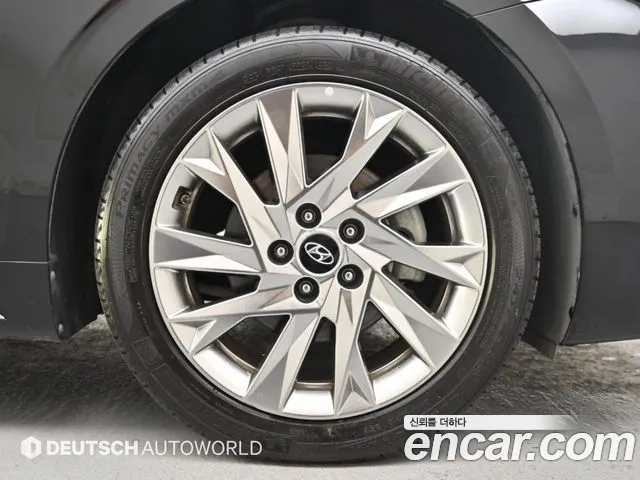 Hyundai Grandeur (New) Hybrid — Фото автомобиля 5