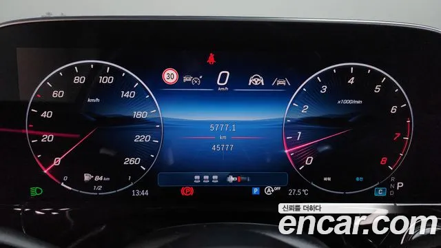 Mercedes-Benz E-Class W214 — Фото автомобиля 11