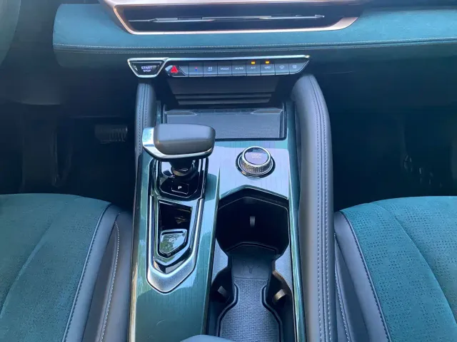 Geely Xingyue L — Фото автомобиля 19
