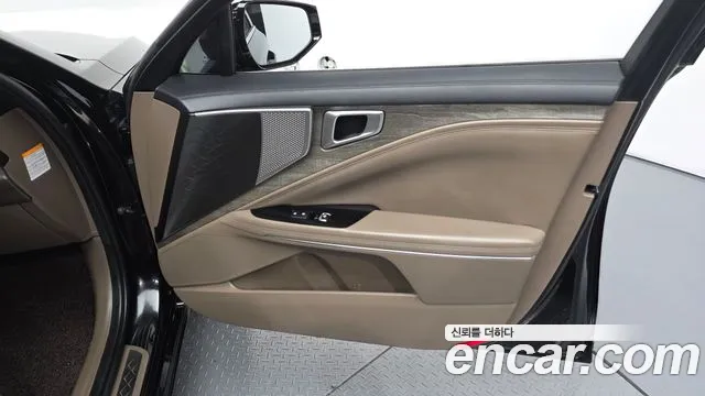 Kia K8 Noblesse — Фото автомобиля 23
