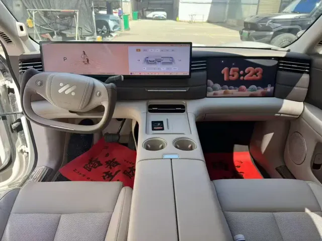 IM Motors LS6 — Фото автомобиля 8