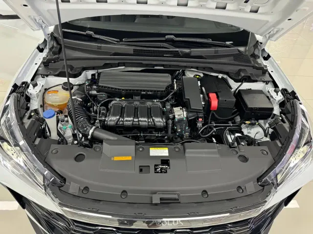 Dongfeng Yixuan — Фото автомобиля 20