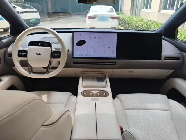 Li Auto i6 — Фото автомобиля 9