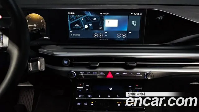 Hyundai Grandeur Grandeur (GN7) 2.5 Бензин 2WD — Фото автомобиля 15