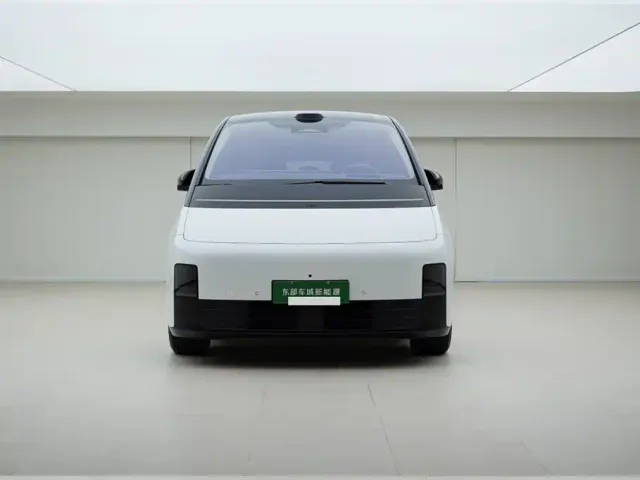 Li Auto MEGA — Фото автомобиля 2