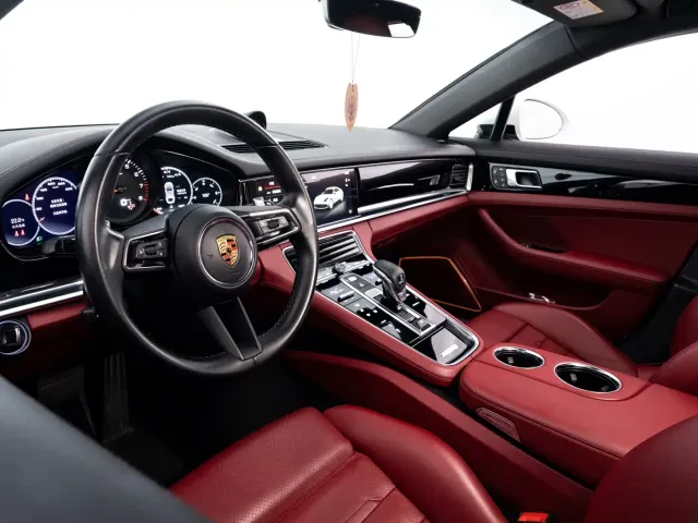 Porsche Panamera — Фото автомобиля 5