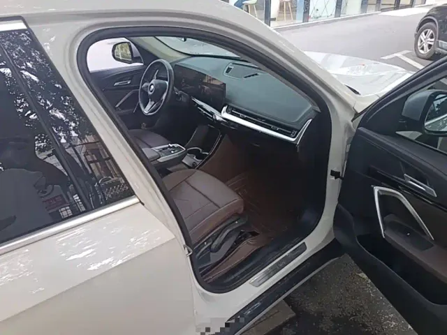 BMW X1 — Фото автомобиля 8