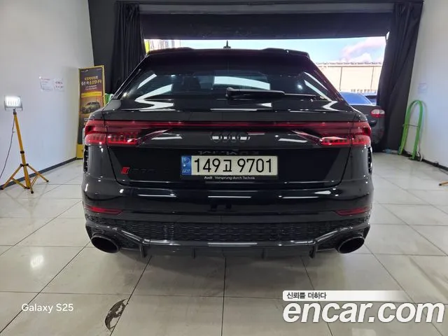 Audi RSQ8 — Фото автомобиля 4