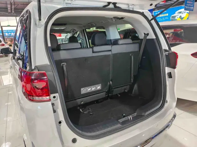 GAC Trumpchi M8 — Фото автомобиля 7