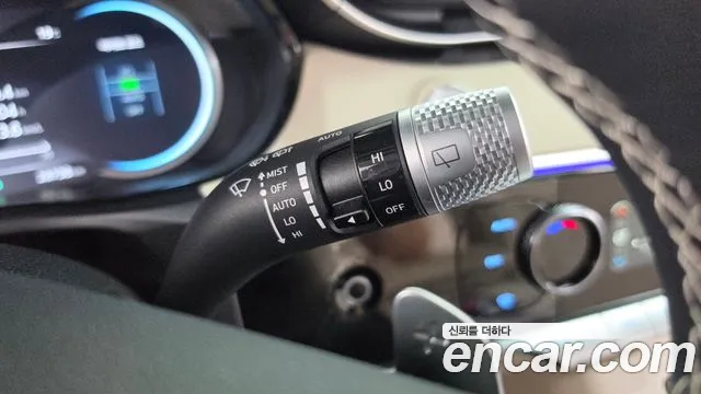 Genesis GV70 — Фото автомобиля 27