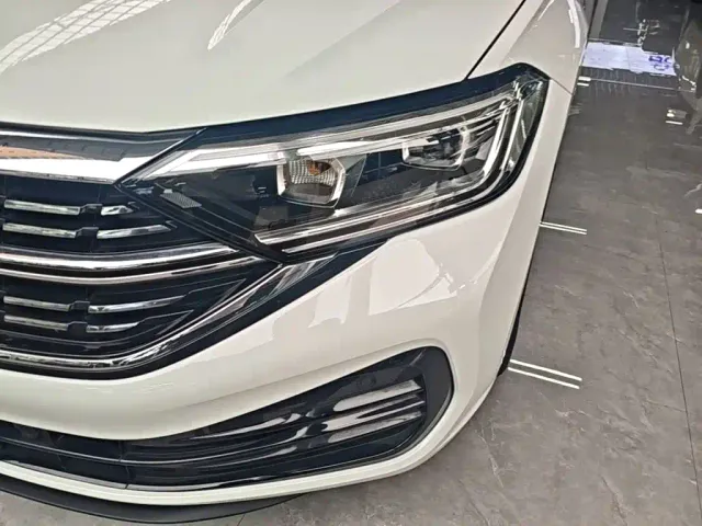 Volkswagen Sagitar — Фото автомобиля 23