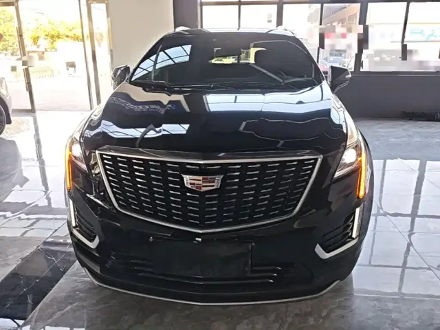 Cadillac XT5 — Фото автомобиля 2