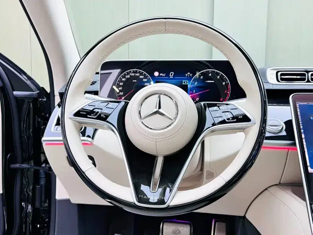 Mercedes-Benz Maybach S-Class — Фото автомобиля 10