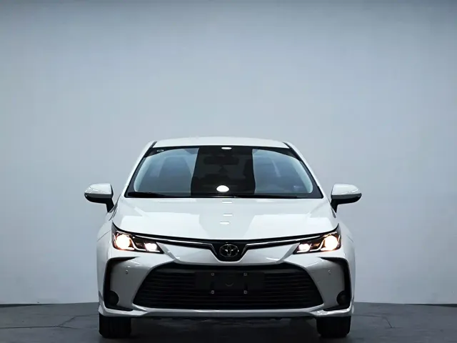 Toyota Corolla — Фото автомобиля 3