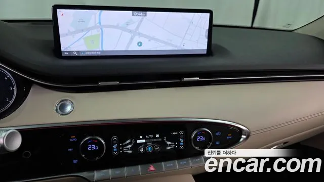 Genesis GV70 — Фото автомобиля 19