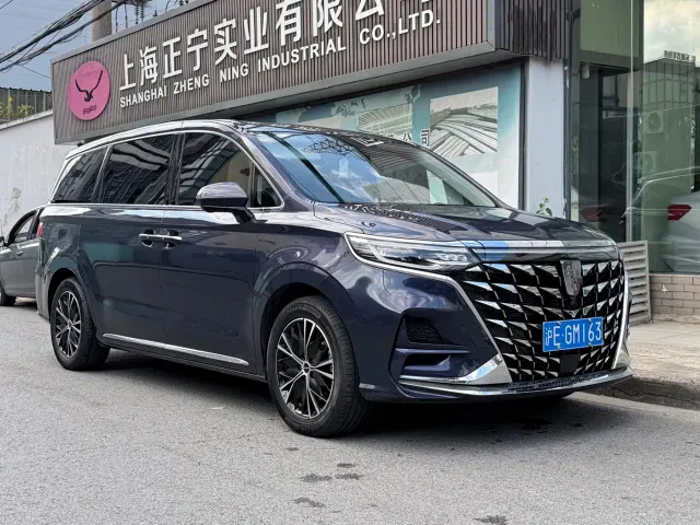 Roewe iMAX8 — Фото автомобиля 3