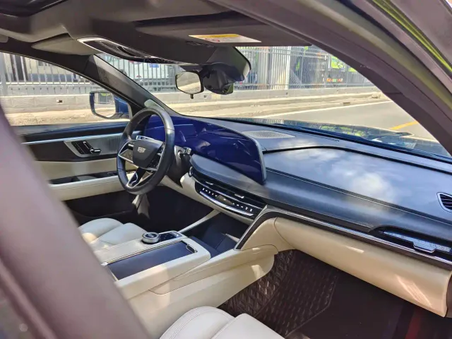 Cadillac CT6 — Фото автомобиля 21