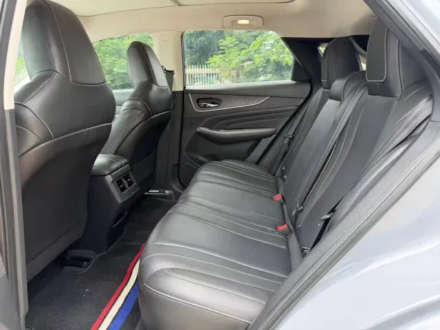 Venucia V-Online — Фото автомобиля 5